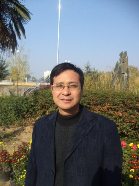 历史高级教师 李延峰