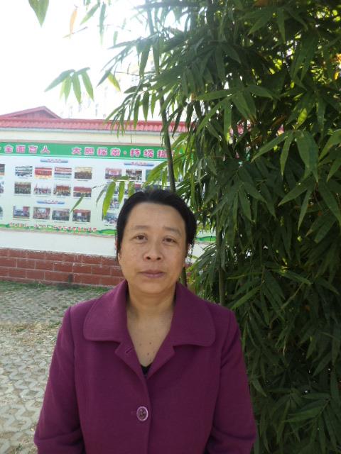 英语教师  蔡庆杰