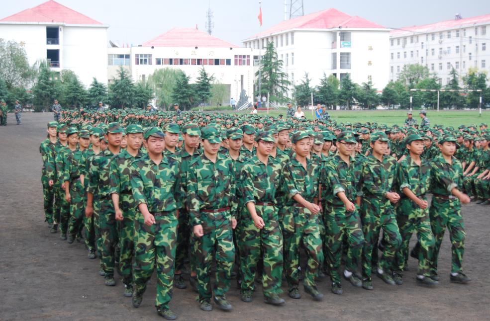 2014年10届高一新生军训