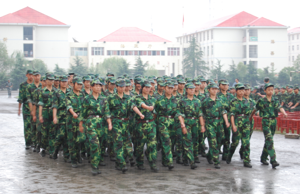 2014年10届高一新生军训