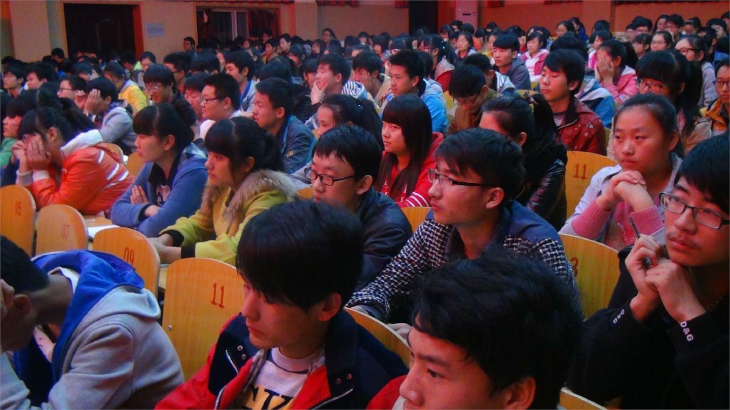 第二期英语俱乐部开班仪式14.11.5晚