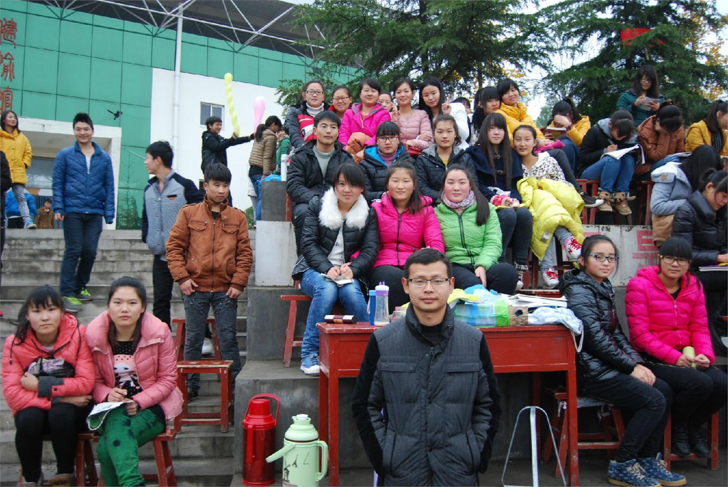 2014年秋期运动会（班级合照）