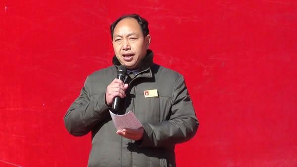 师生共同庆祝2015年元旦