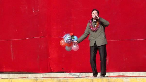 师生共同庆祝2015年元旦