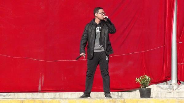 师生共同庆祝2015年元旦