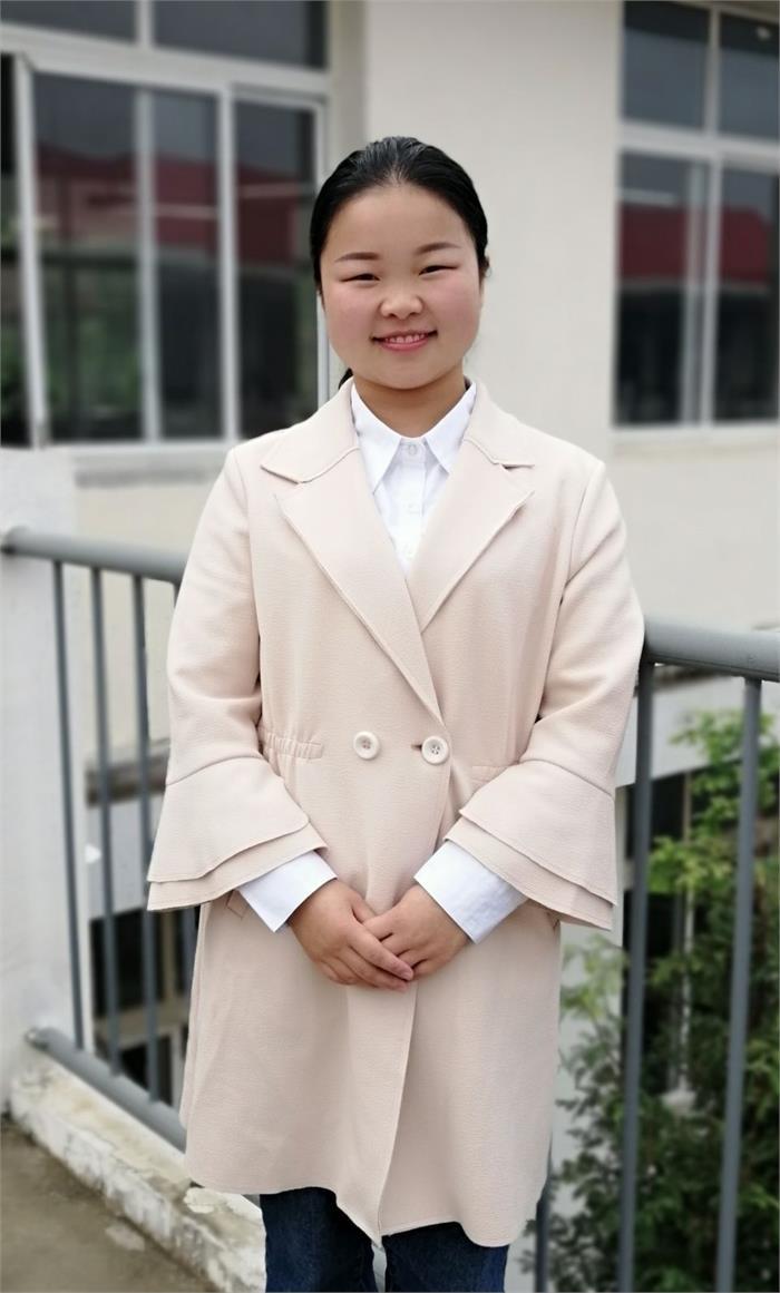 数学教师尹延鑫